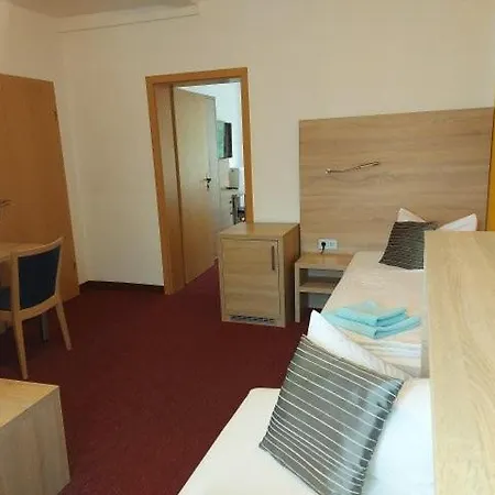 Hotel Sperlingshof فندق Dallgow-Doeberitz