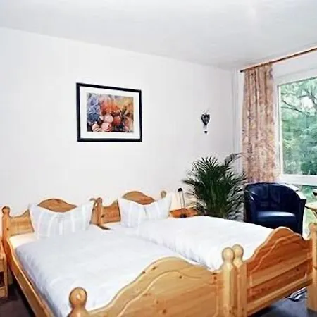 Hotel Sperlingshof فندق Dallgow-Doeberitz