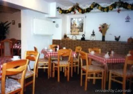 Hotel Sperlingshof فندق 2*